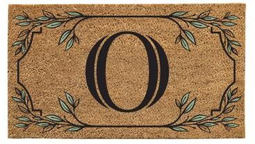 Evergreen "28 in. x 16 in. Monogram Coir Mat, Letter ""O"""
