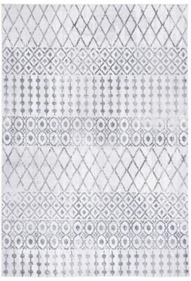SAFAVIEH Toscana Ingrida Tribal Rug