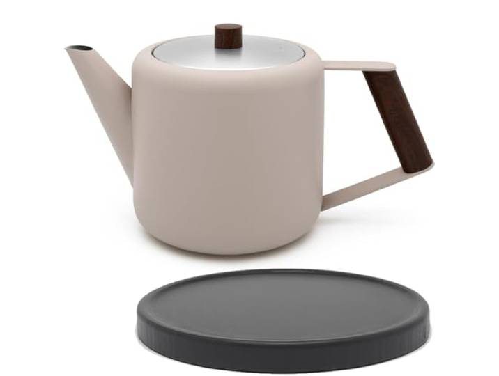 Bredemeijer doppelwandige Retro Teekanne 1.1 Liter beige - mit schwarzem Holz-Untersetzer - isolierende Kanne aus Edelstahl für längeren Teegenuss
