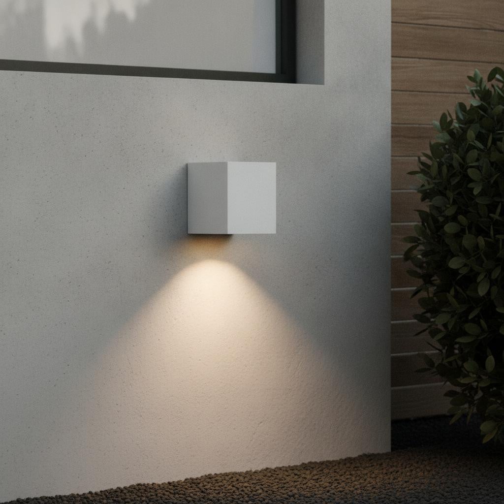 Lyora Wandspot Nero Wit Vierkant