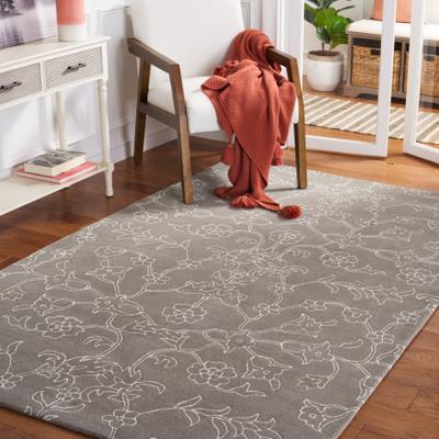 SAFAVIEH Handmade Fifth Avenue Yuki Floral New Zealand Wool Rug