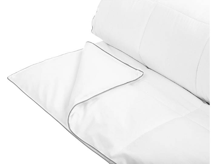 BELIANI Bettdecke Weiß Baumwolle 240 x 220 cm Doppeldecke Monochromatisch Warm Ganzjährig Schlafzimmer