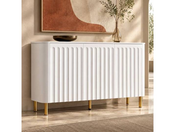 Buffet bas blanc 135 cm 3 portes sans poignée rangement sans étagère MDF et pieds métalliques ORVRYN