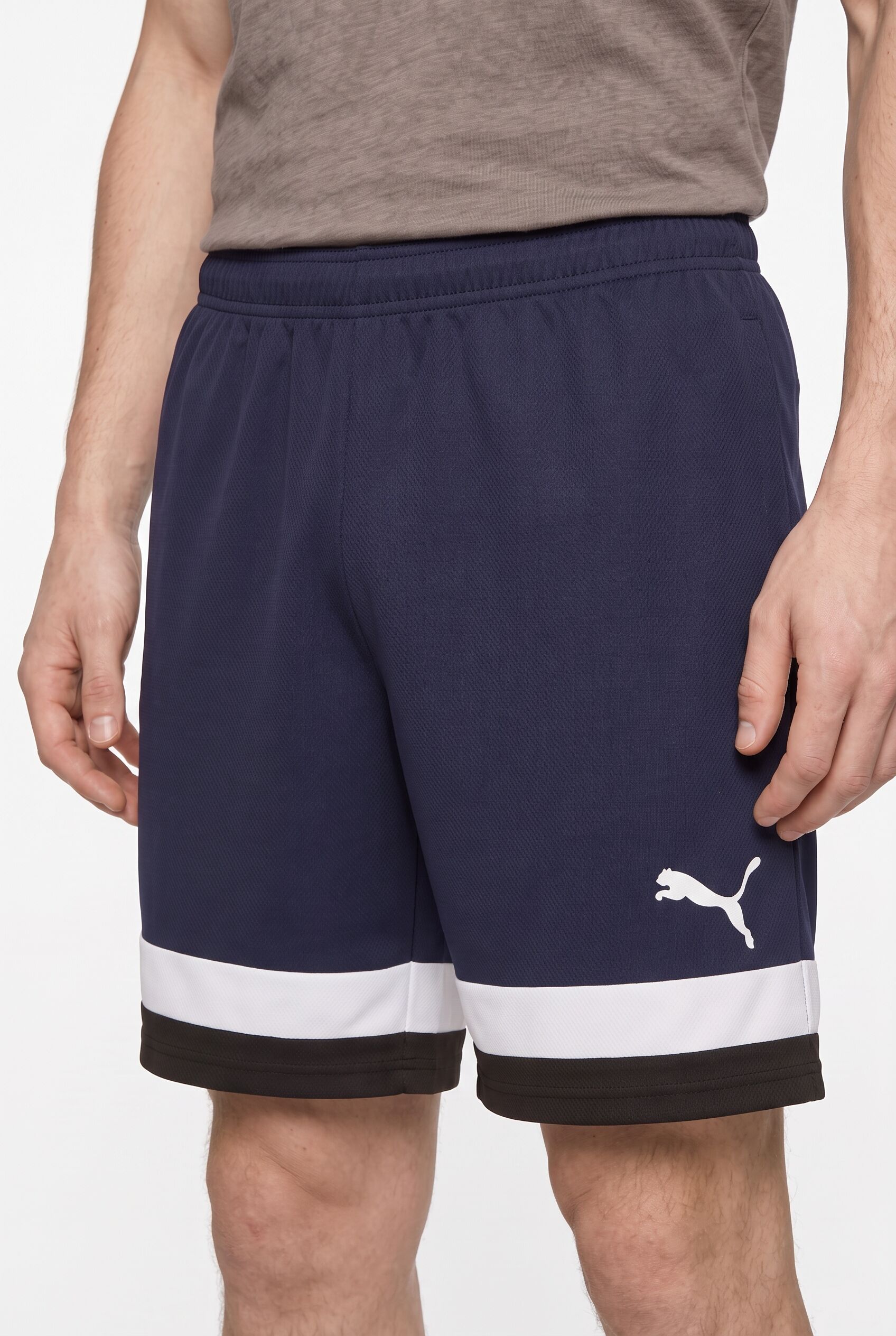 Trainingsshorts PUMA "INDIVIDUALRISE SHORTS", Herren, Gr. M, N-Gr, puma navy, puma weiß, Netz, Obermaterial: 100% Polyester, unifarben, regular fit kniefrei, Hosen Trainingsshorts, für Sportmode, mit atmungsaktiven Mesh-Einsätzen, modernes Design
