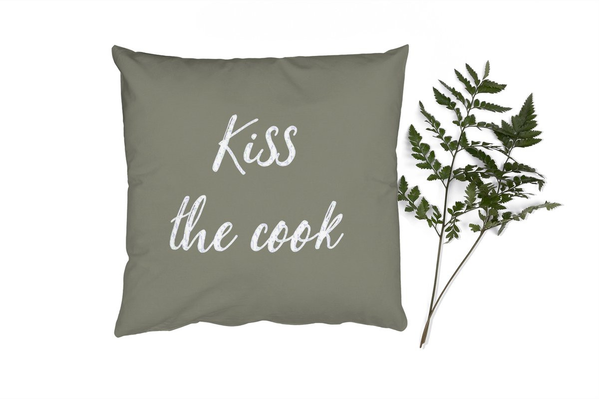 PillowMonkey Sierkussen Kiss the cook - 40 x 40 cm
