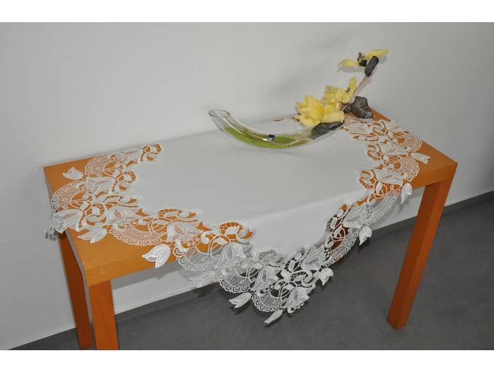 Mitteldecke STICKEREIEN PLAUEN Tischdecke Tulpenzauber Gr. 1, weiss (sekt), B:93cm L:93cm, Polyester, Tischdecken, Mitteldecke, Plauener Spitze, Made in Germany