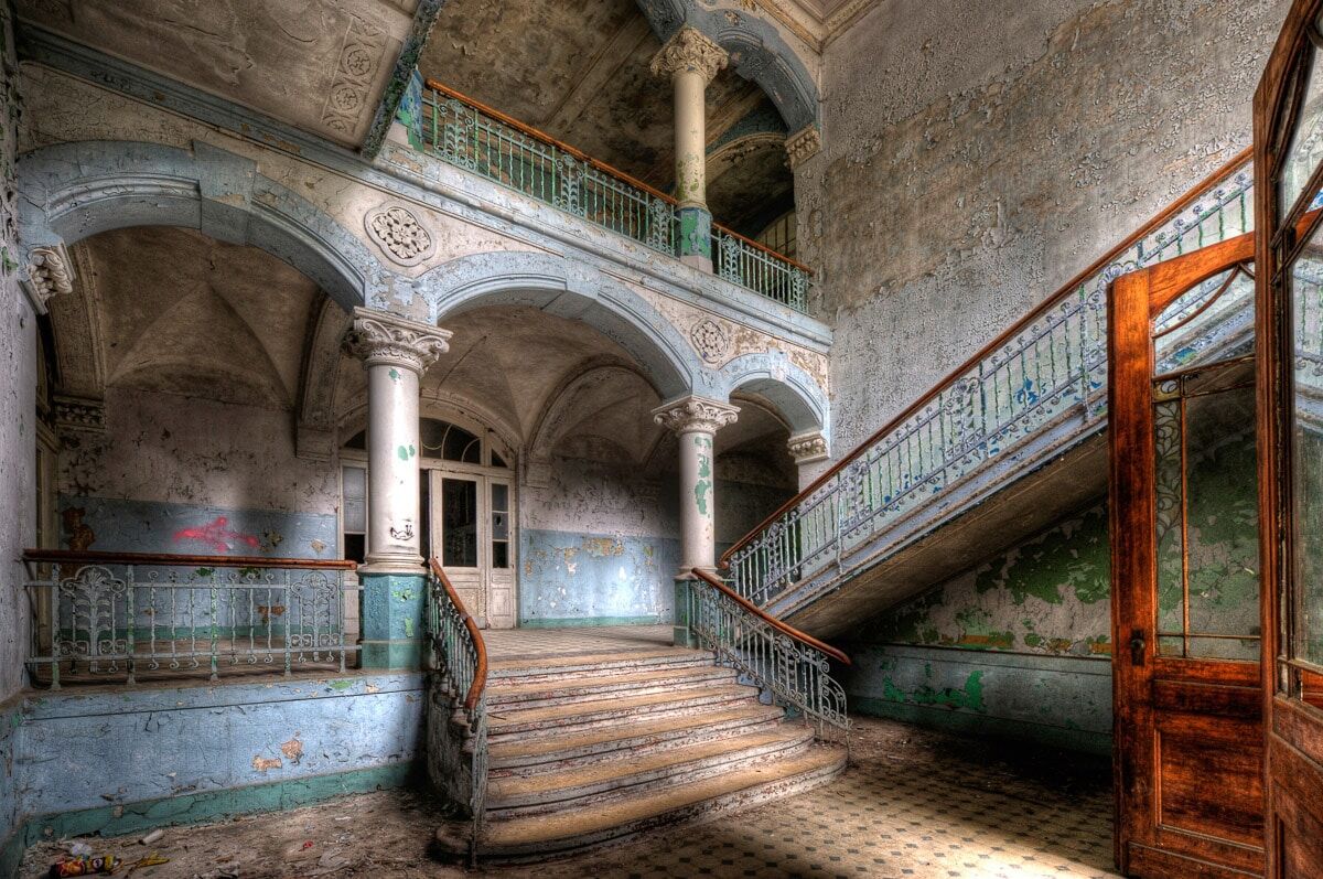 Fototapete PAPERMOON "Verlassenes Krankenhaus Beelitz", bunt, B:5m L:2,8m, Vlies, Tapeten, Fototapete bunt B/L: 5m x 2,8m, Bahnen: 10 Stk.