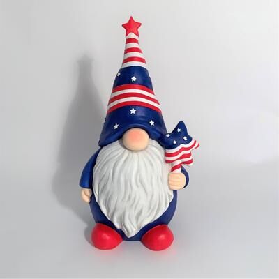 Zaer Ltd Magnesium Garden Gnome Holding Star Lollipop