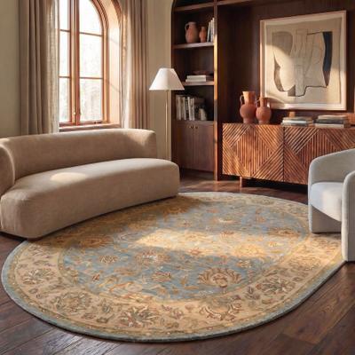 SAFAVIEH Handmade Heritage Chrissy Traditional Oriental Wool Rug