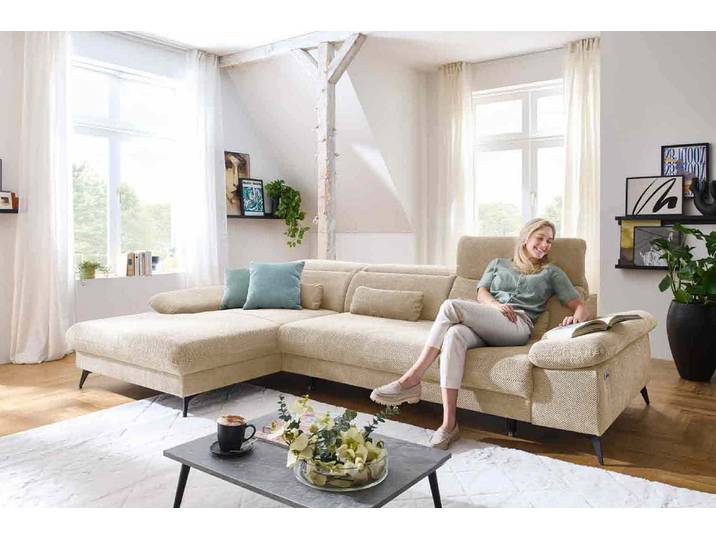 Ecksofa mit motorischen XL- Sitzvorzug in Stoff