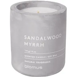 blomus SANDALWOOD MYRRH Duftkerze 8 cm grau