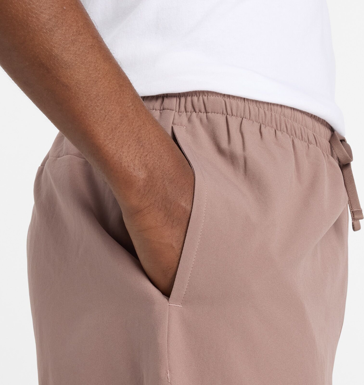 Laufshorts NEW BALANCE "SPORT ESSENTIAL SHORT 5", Herren, Gr. XL, N-Gr, braun (earth shadow), Obermaterial: 100% Polyester, Hosen Laufshorts, für Laufen und Fitness, in sportlichem Stil, feuchtigkeitsabweisend earth shadow XL, N-Gr