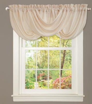 The Gray Barn Dogwood Ivory Valance