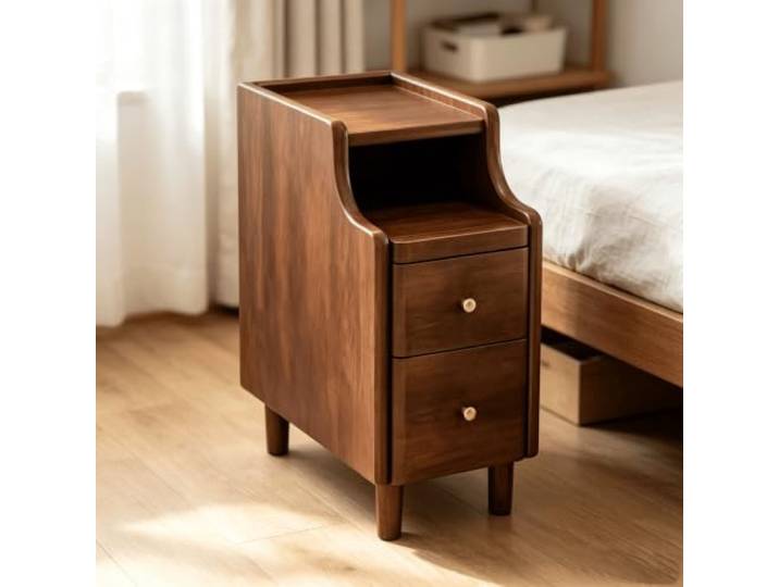 kumamart Nachttisch aus Massivholz, Schmaler Beistelltisch für Schlafzimmer Kompakter Massivholz Beistelltisch mit dreistufigem Stauraum für Schlafzimmer.(Walnut,7.87in)