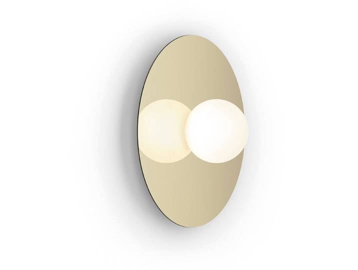PABLO DESIGNS plafonnier BOLA DISC FLUSH 12 (Laiton - Acier et verre opalin)