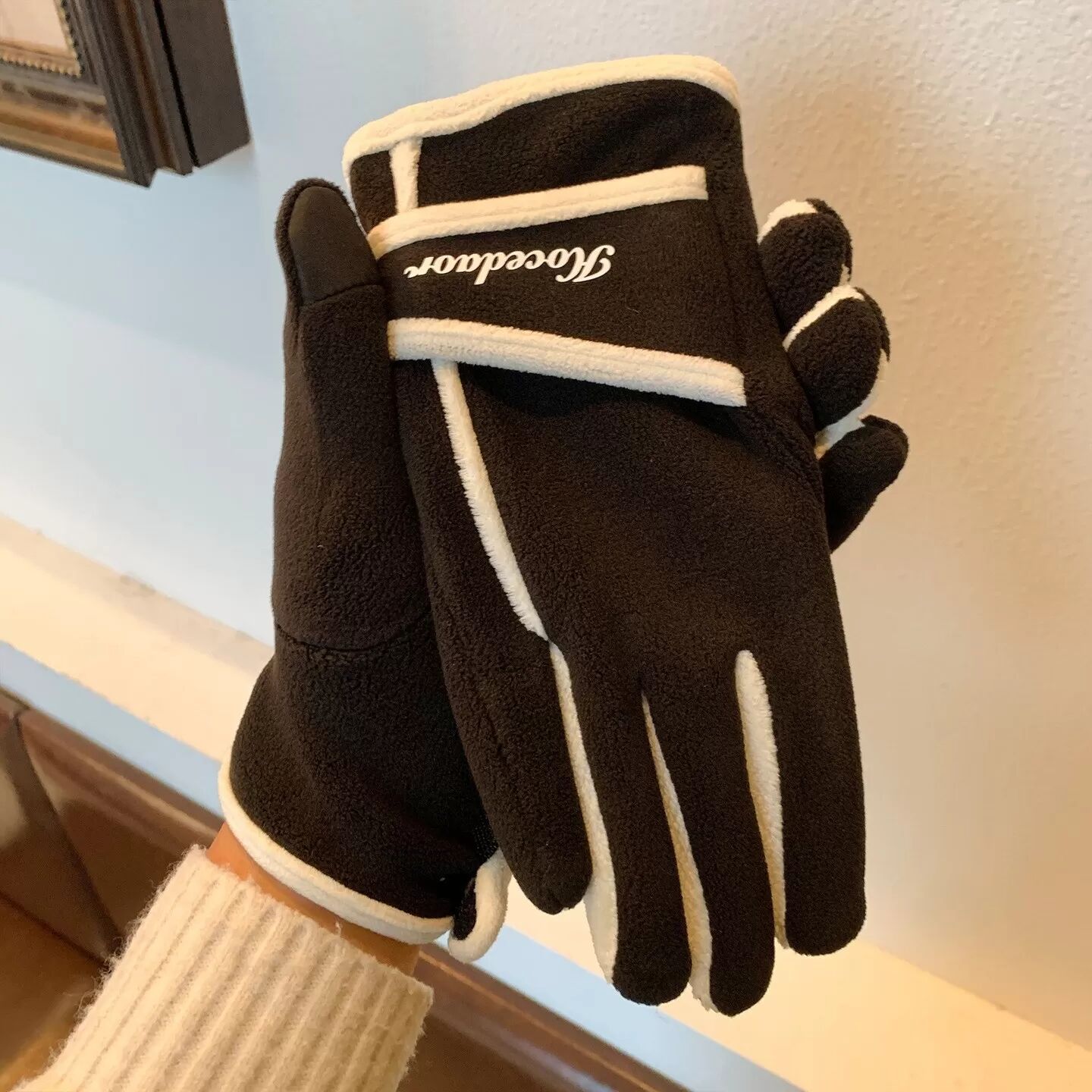 INF Winter Letter Plüsch Touchscreen Handschuhe - Warm & Stilvoll Schwarz