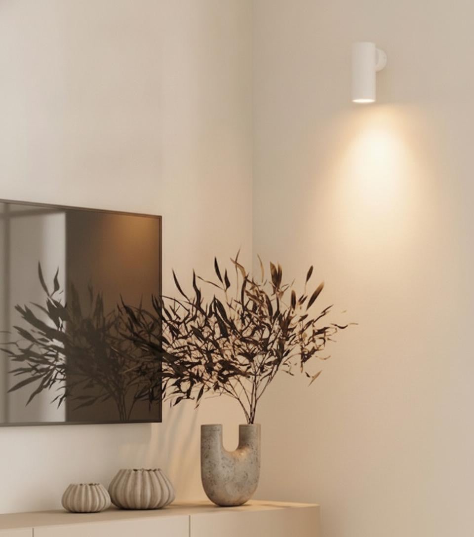 Lyora Wandspot Comet wit voor volwassenen