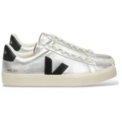 VEJA für Damen. CP0520786 Silberne Sneaker aus Leder "Campo" (39), Wohnung, Schnürsenkel, Lässig