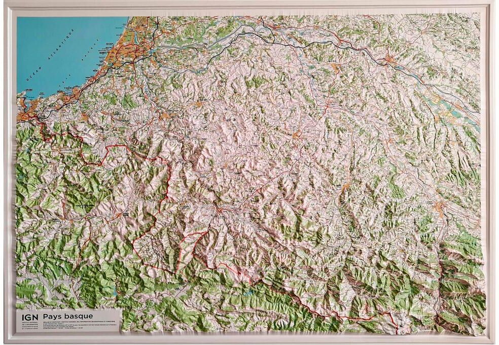 IGN  - Pays Basque 113 cm X 80 cm - Carte