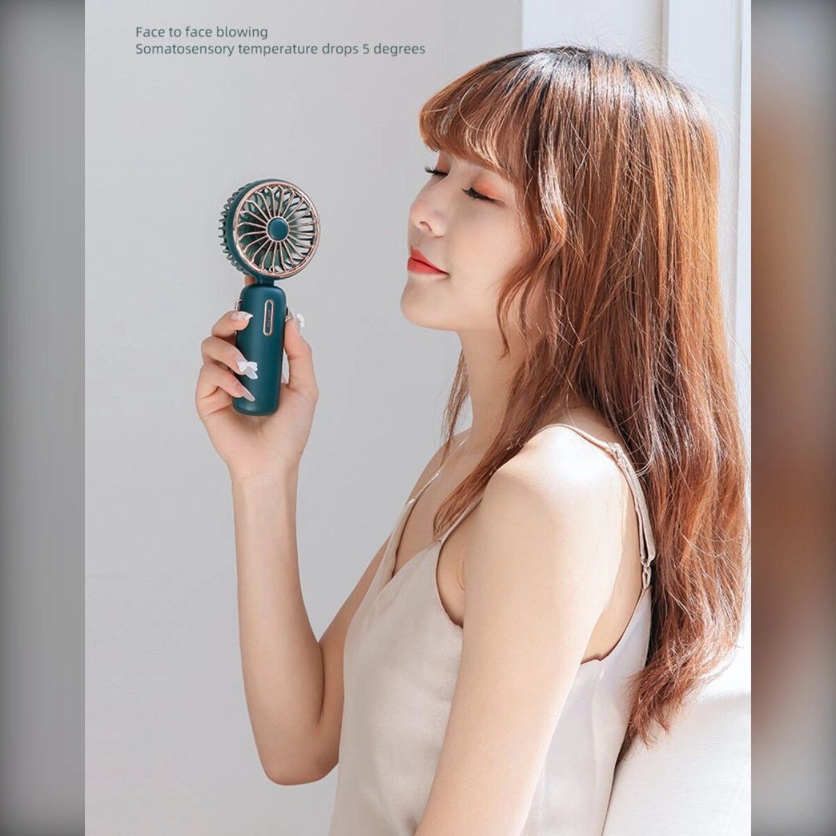 INF Flip-Taschen Akku-Handventilator – 4800mAh, 3-Stufen Spiralflügel, Tragbarer Mini-Ventilator mit Abnehmbarem Trageriemen Rosa