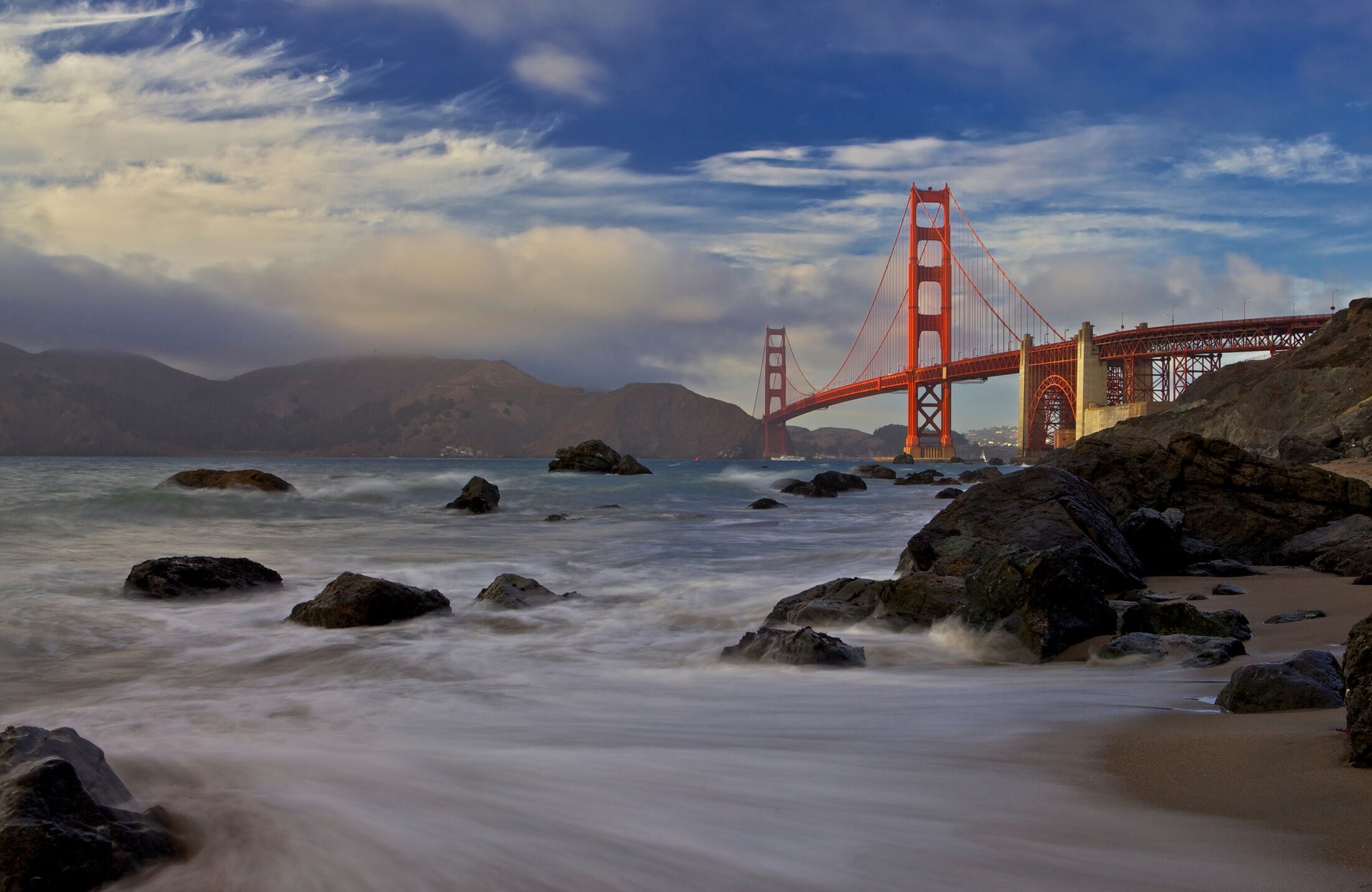 Fototapete PAPERMOON "Photo-Art EVGENY VASENEV, GOLDEN GATE BRIDGE", bunt, B:1,5m L:1,11m, Vlies, Tapeten, Fototapete bunt B/L: 1,5m x 1,11m, Bahnen: 7 Stk.