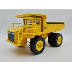 SIKU Super Serie 2934 Schwerer Muldenkipper O&K, Farbe zinkgelb 1:55