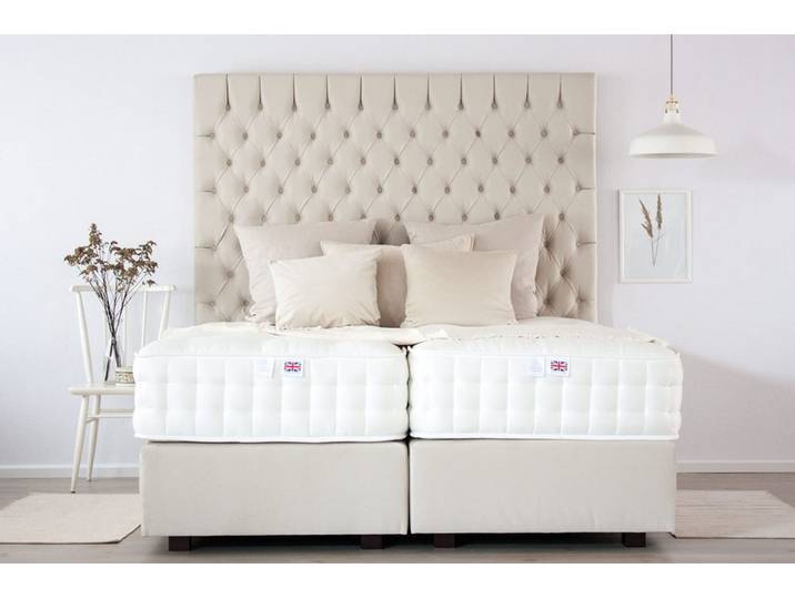 Boxspringbett HARMONY III 160x200 cm - verschiedene Farben und Bezüge verfügbar - mit Matratze - mit Chesterfield-Knüpfung am hohen Kopfteil