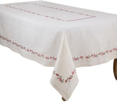 Saro Lifestyle Holiday Berry Embroidered Tablecloth - Holly Berry Border Design for Christmas Dining and Holiday Entertaining