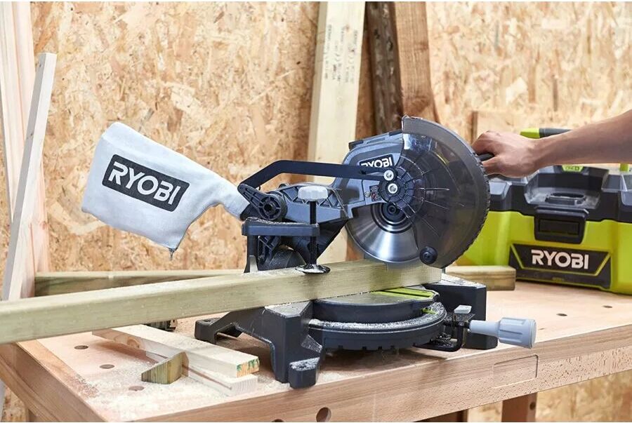 Ryobi EMS190DCL TRONCATRICE + GUIDA LASER LAMA 190MM 18V
