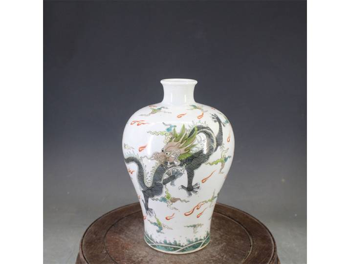 Vase en porcelaine blanche, Vase Antique à motif de Dragon, ornements en porcelaine Antique orientale peints à la main