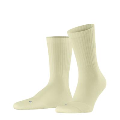 Socken FALKE "Run Rib Crew", Mädchen, Gr. 39-41, Sockengröße, beige (tender yel (1110)), Obermaterial: 70% Baumwolle CO. 28% Polyamid PA. 2% Elasthan EL., glatt, Socken Socken