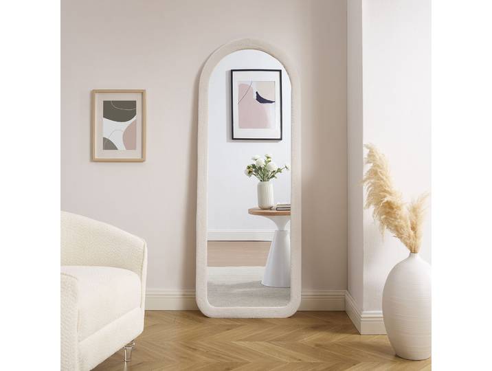 Ganzkörperspiegel SALESFEVER Bristol Spiegel, 160 cm hoch , beige, B:60cm H:160cm T:3cm, MDF, Polyester, Spiegelglas, Spiegel, Ganzkörperspiegel, Einzigartiger, abgerundeter Rahmen aus Kunstfell