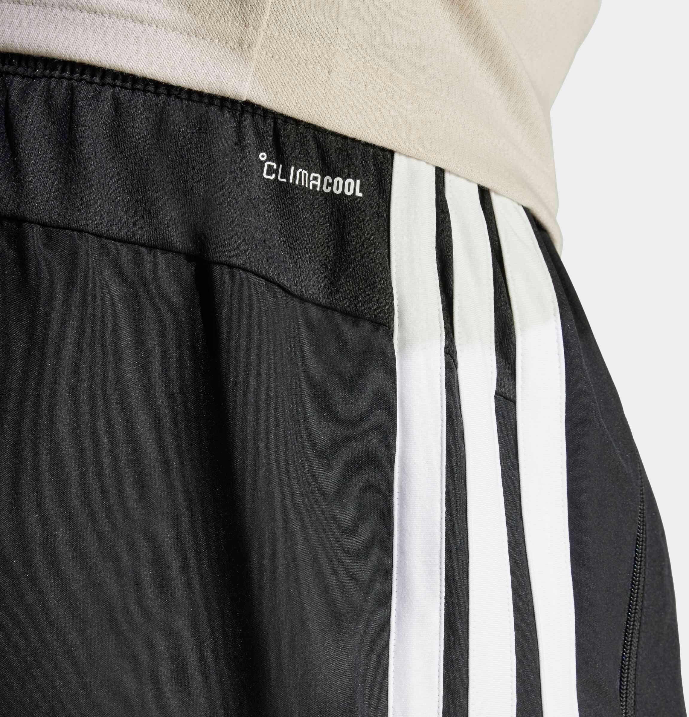 Shorts ADIDAS PERFORMANCE "ESSENTIALS TRAINING 3-STREIFEN WOVEN", Herren, Gr. XL, Länge 7, schwarz (schwarz, innenbeinlänge ca. 18 cm), Obermaterial: 100% Polyester, Hosen Shorts schwarz, innenbeinlänge ca. 18 cm XL, Länge 7
