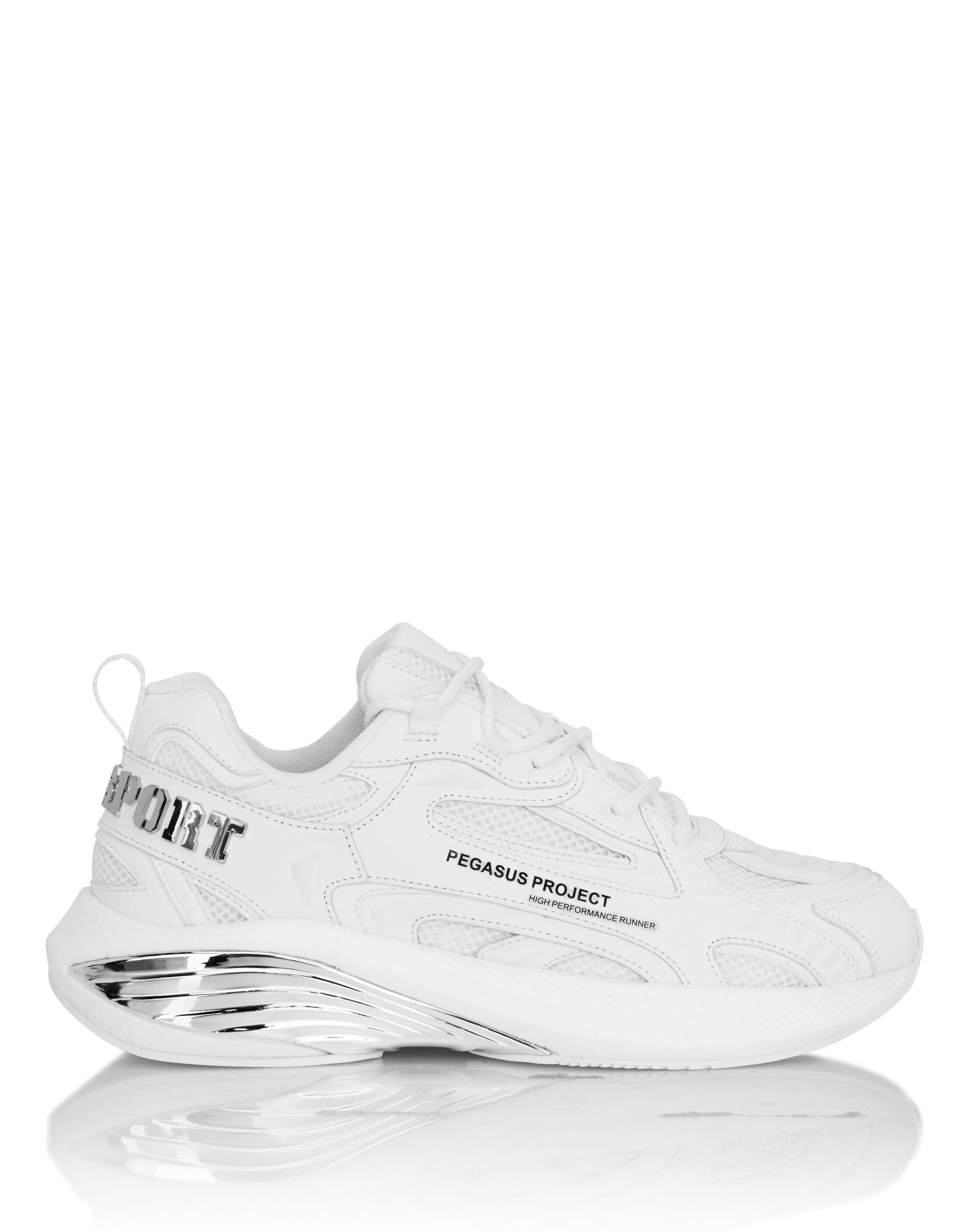 Sneakers Pegasus Project