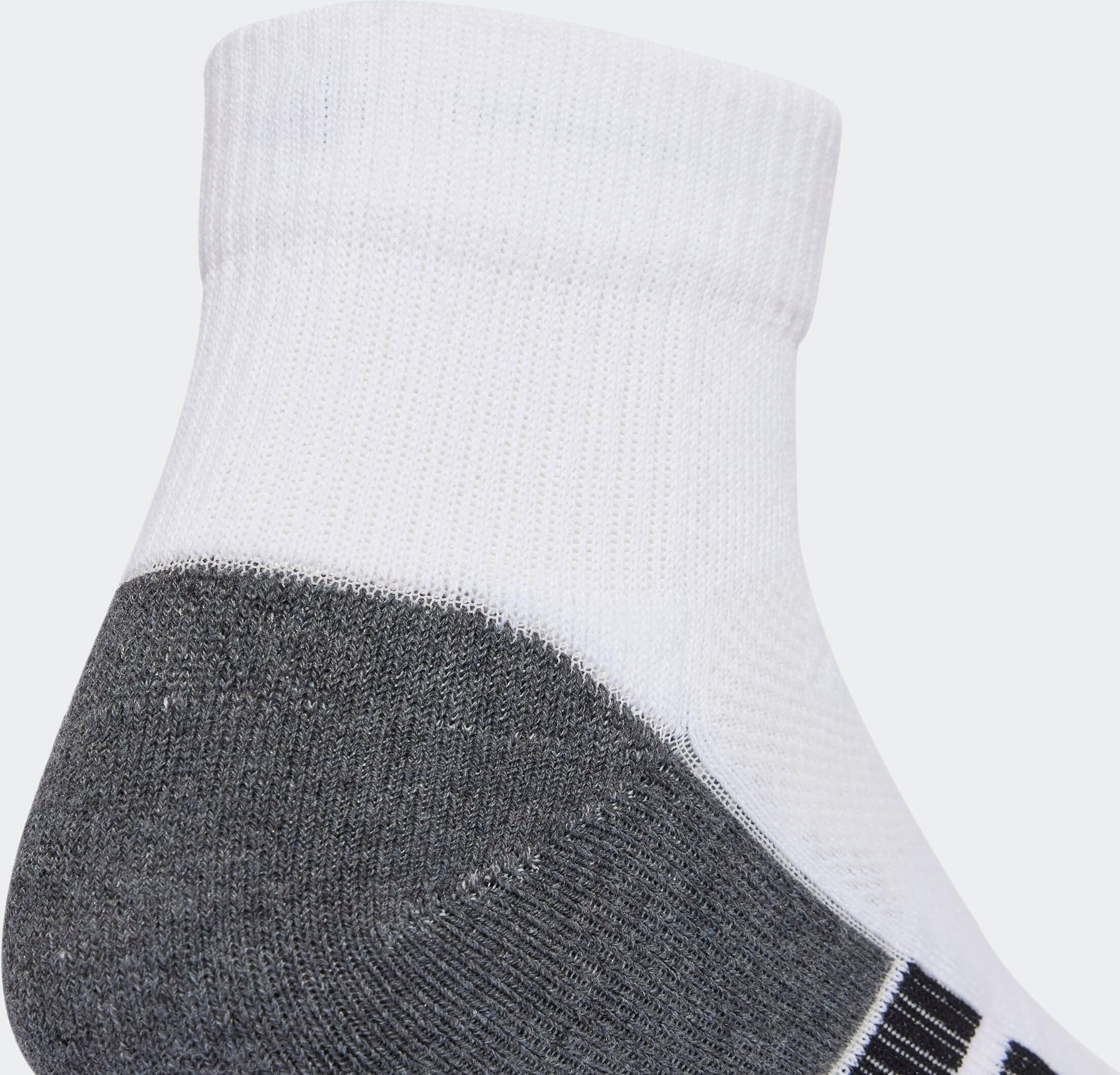 Funktionssocken ADIDAS PERFORMANCE "PERFORMANCE CLIMACOOL CUSHIONED QUARTER, 3ER-PACK", Gr. L (43/45), schwarz-weiss (weiß, schwarz), Obermaterial: 55% Polyester, 42% Baumwolle, 2% Elasthan, 1% sonstige Fasern, Socken Funktionssocken weiß, schwarz L (43/4