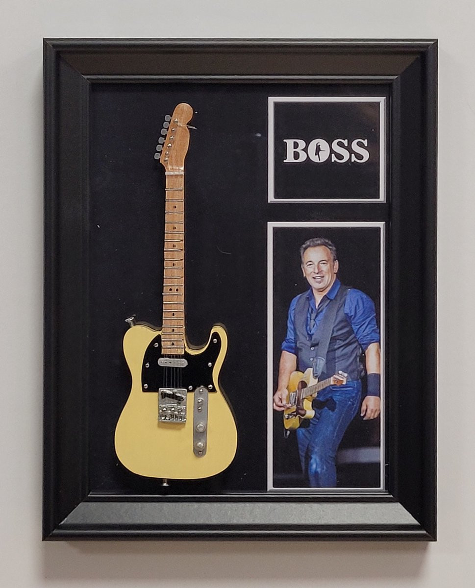 Bruce Springsteen Miniatuur Gitaar met Lijst Wanddecoratie 20 x 15 cm