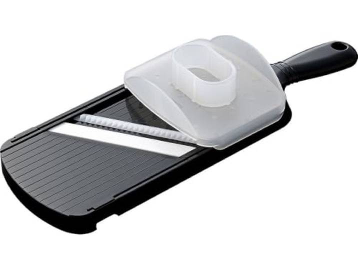 KYOCERA - CSN182SNBK - Mandoline julienne noire avec protège doigts et lame céramique haut de gamme - ultra tranchante et résistante\, Noir\, 27.70