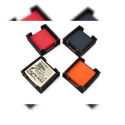 Hostelnovo del Valles Hostelnovo – Set aus 4 schwarzen Karton‑Serviettenhaltern + 100 gemischten Servietten (Orange, Rot, Schwarz, Zeitungspapier‑Design)