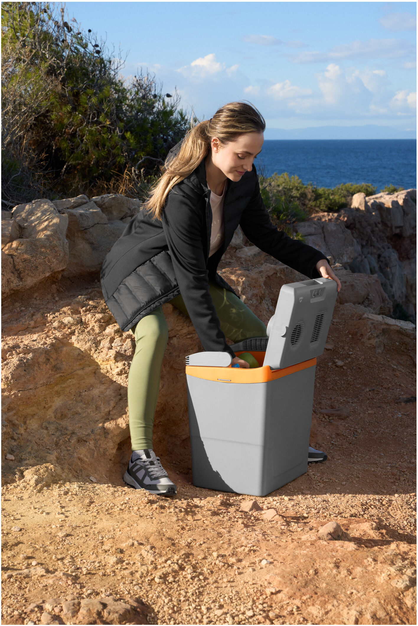 CRIVIT Elektro-Kühlbox, mit zusätzlicher Warmhaltefunktion
