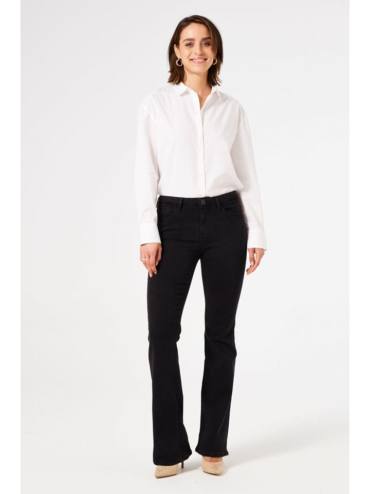 Garcia Jeans "Celia" - Flared fit - in Schwarz - W28