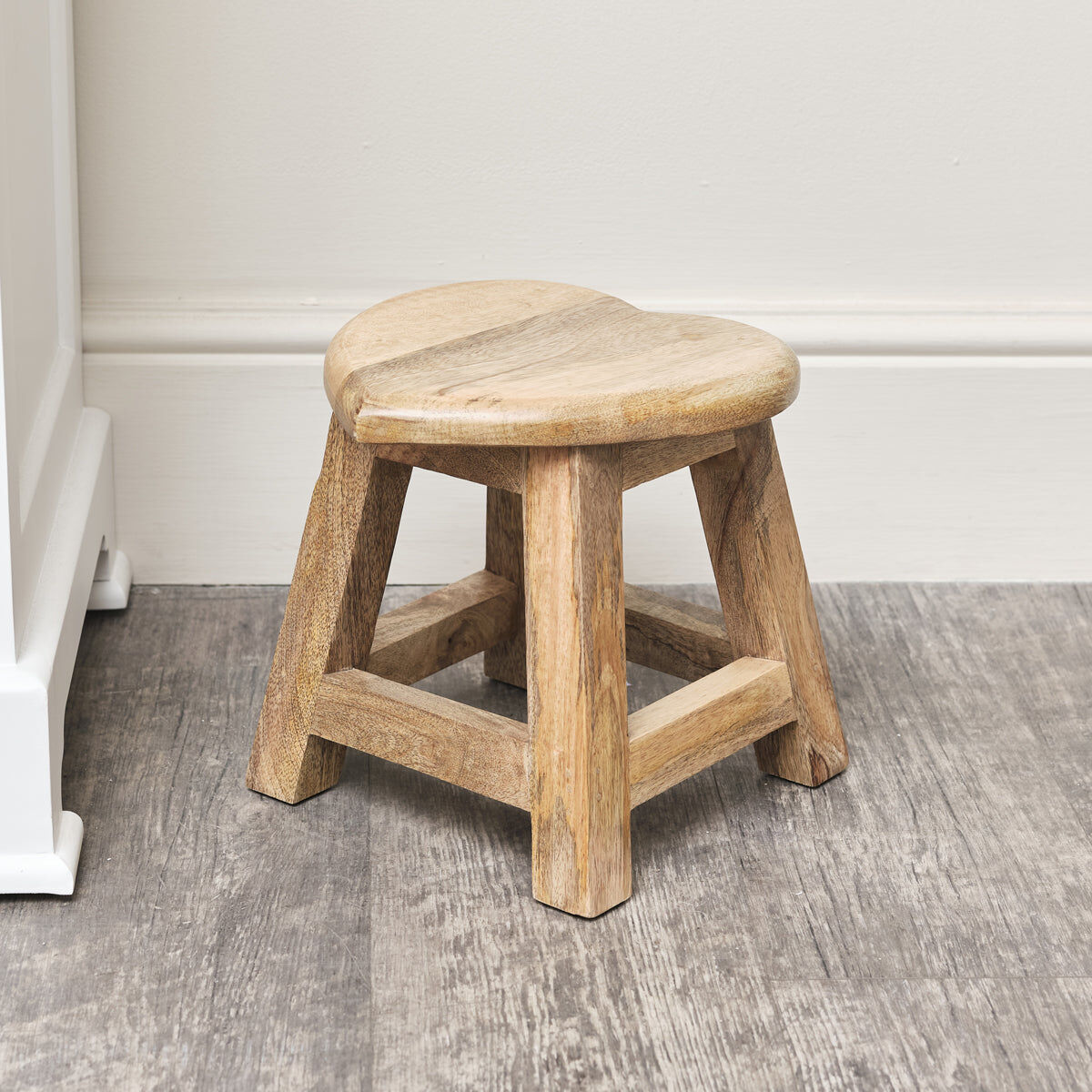 Small Mango Wood Heart Stool Wood