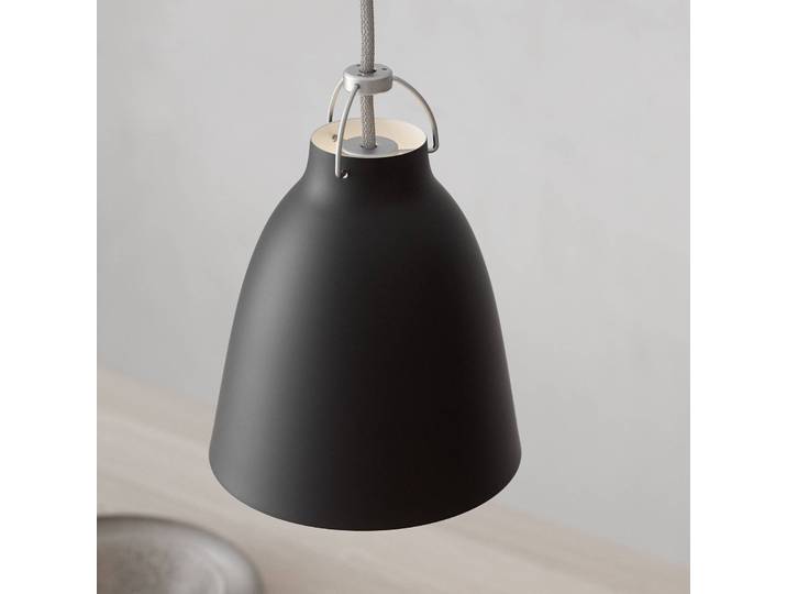 FRITZ HANSEN Designer Hängeleuchte Caravaggio P1, dimmbar, schwarz, für Wohn- / Esszimmer, Aluminium, Design
