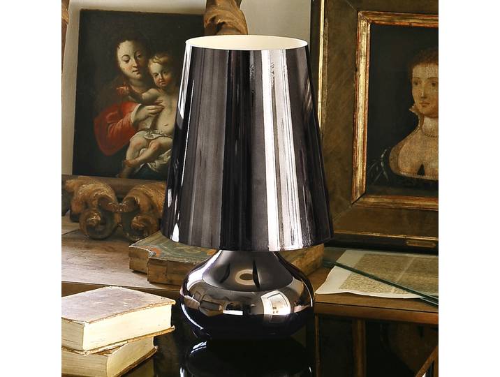 Lampe à poser Cindy Platine - Kartell - Salon / séjour - Design - Plastique - Avec abat-jour