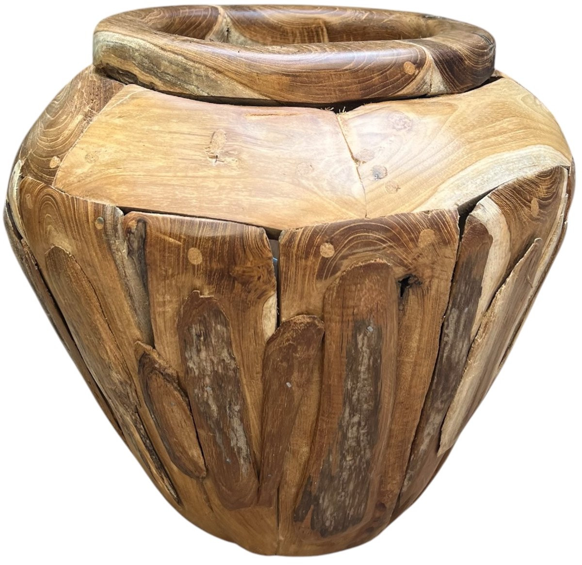Vaas van gerecycled teak met motief Tall Men Standing, Hoogte: 35 cm, Diameter: 40 cm