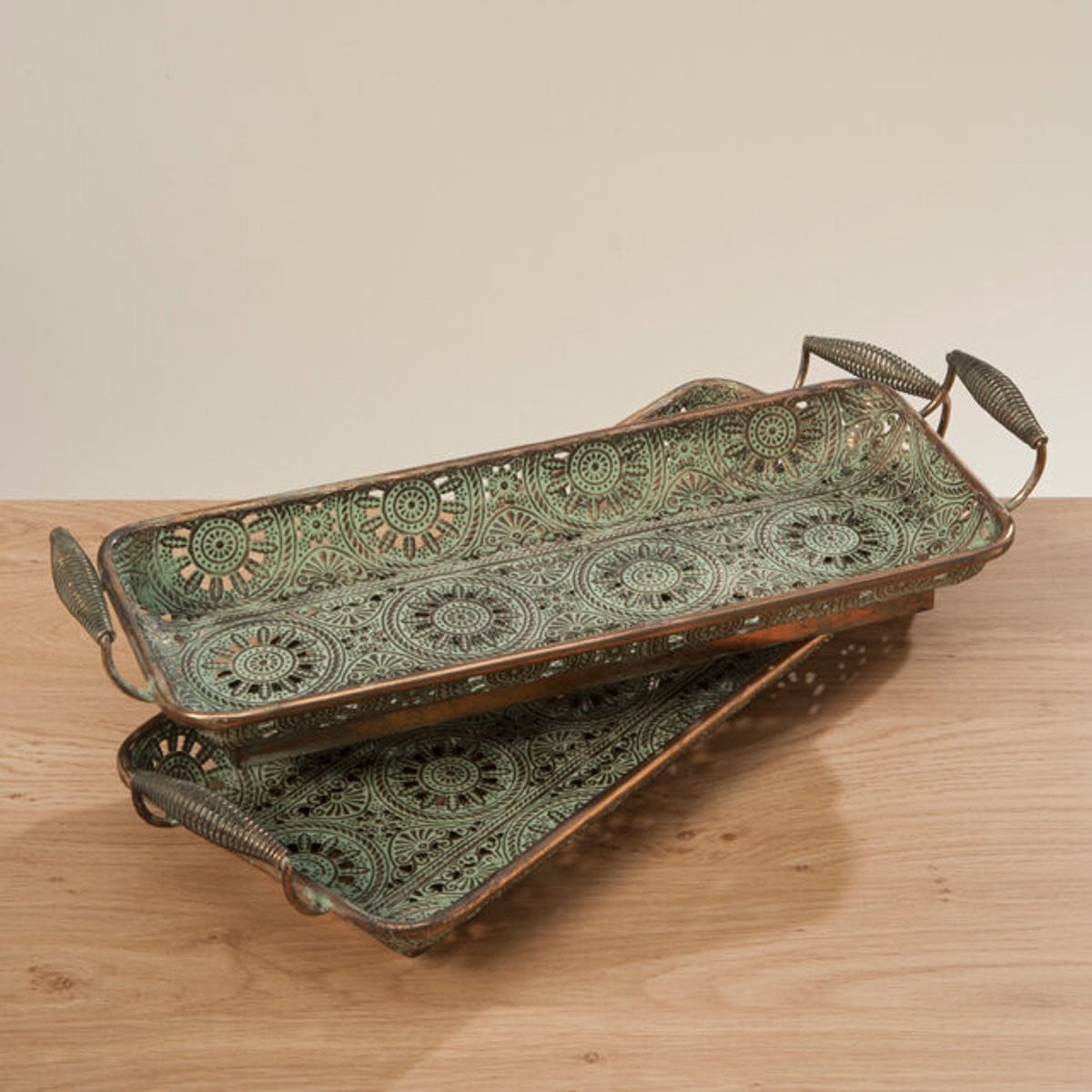 Boltze Home Decoratieve Metalen Dienbladen Set van 2 Vintage Stijl