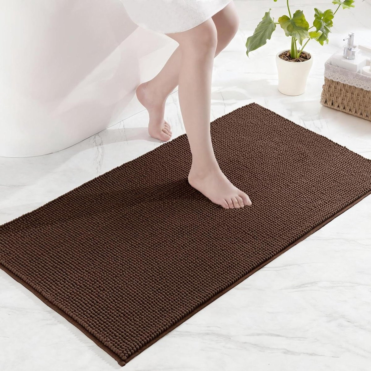 Extra zachte chenille badkamermat koffie - 60 x 120 cm