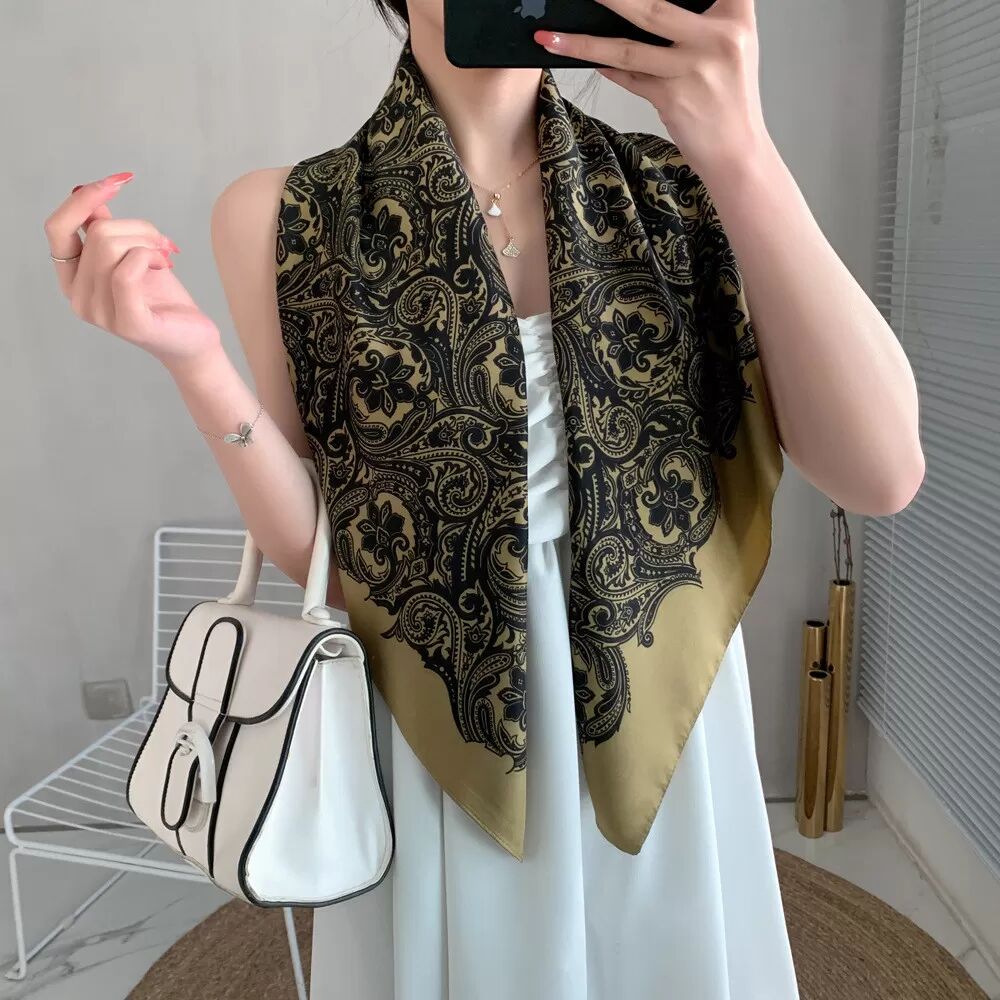 INF Élégant Foulard Carré en Satin 90x90CM Or