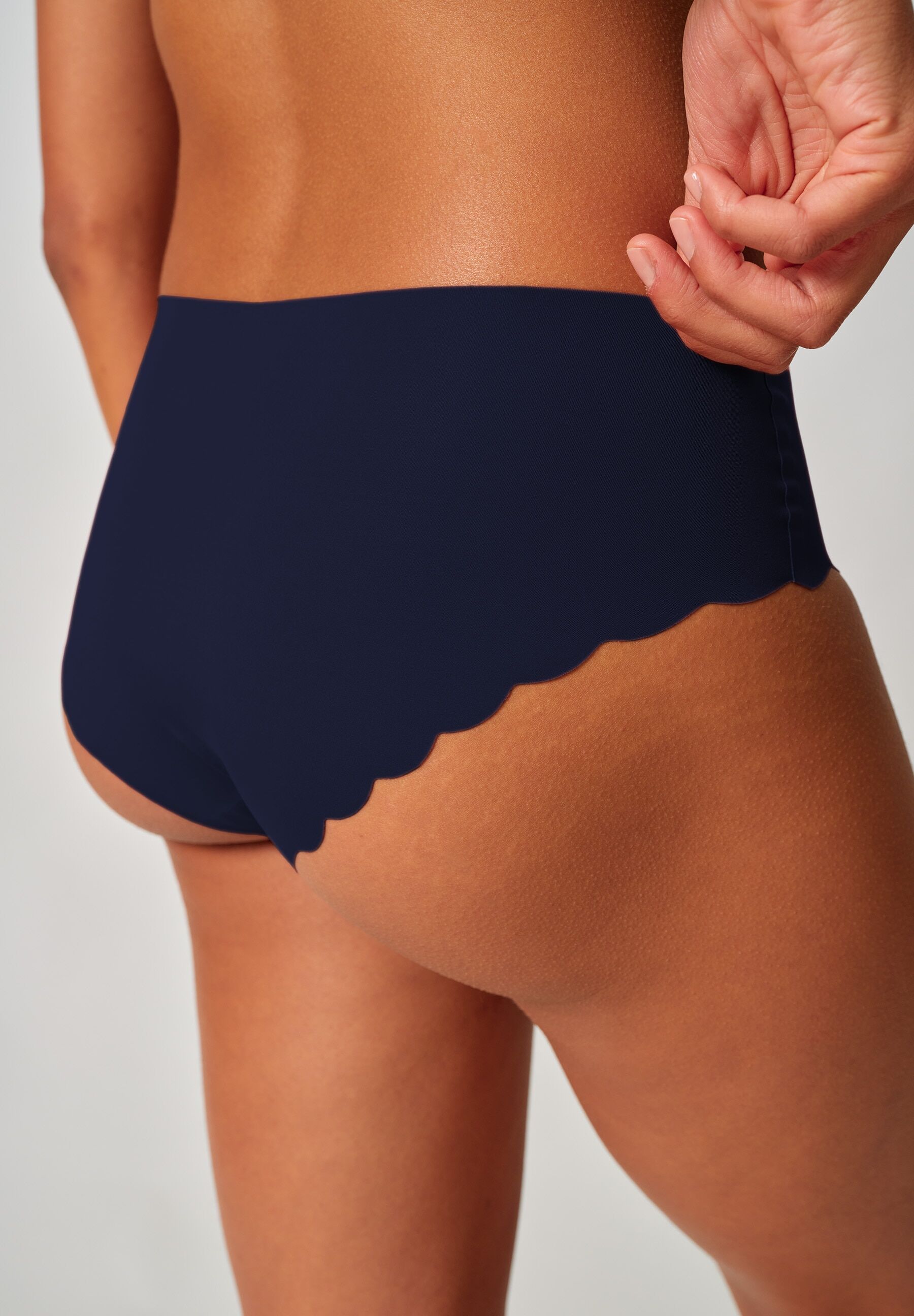 Panty SKINY "Sensation", Damen, Gr. 38, Microfaser, cheeky navy, Microfaser, Obermaterial: 56% Polyamid, 44% Elasthan, unifarben, körpernah, Unterhosen Panty, hüftig geschnitten, gewellte Kanten cheeky navy 38, Microfaser