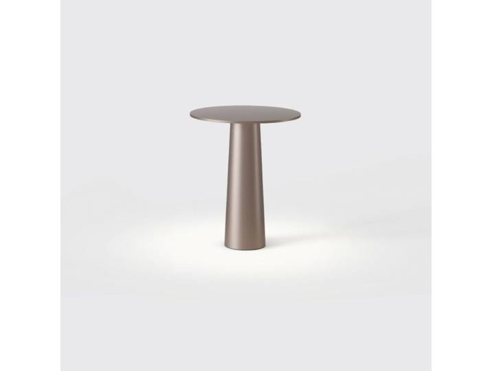 IP44.de Akku-Tischleuchte lix mini - bright bronze Clean, Modern