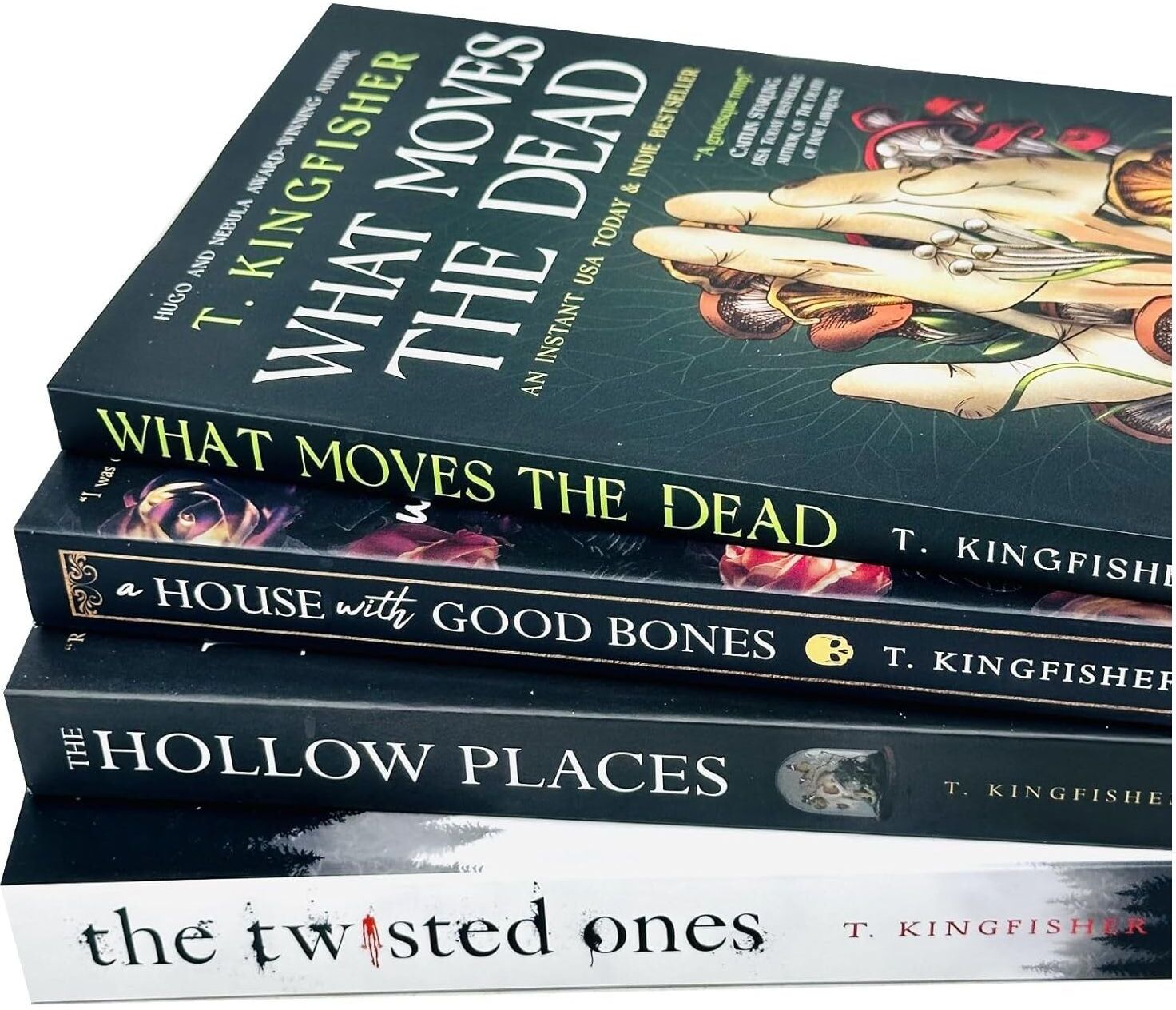 Titan T Kingfisher Collection 4 Books Set (What Moves The Dead, A House with Good Bones, The Hollow Places & The Twisted Ones)